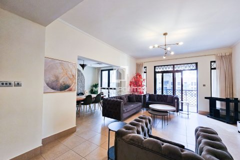 2 bedrooms Apartment in Old Town, UAE No. 130232 4
