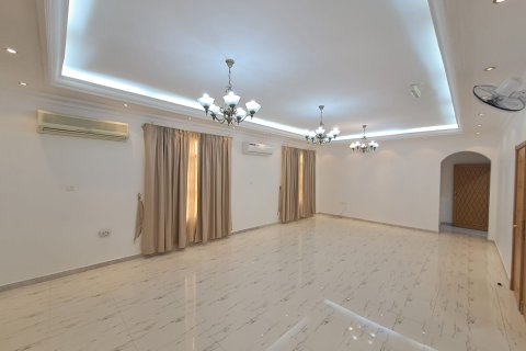6 bedrooms Villa in As Sib, Oman No. 54202 4