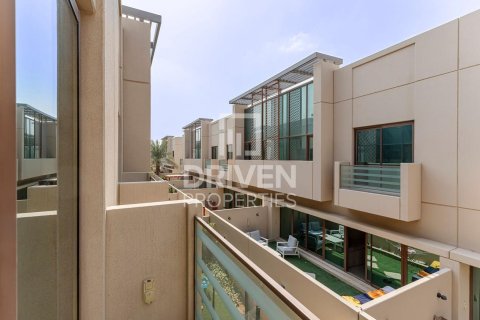Таунхаус с 4 спальнями в Meydan, ОАЭ №199934 6
