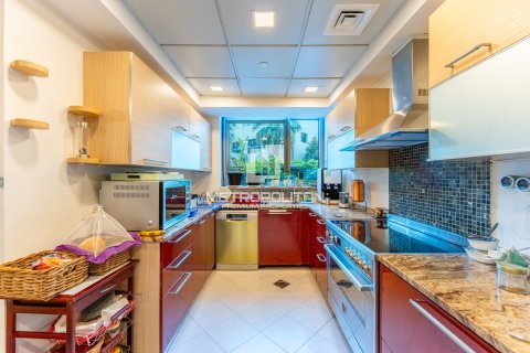 Appartement de 3 chambres à Business Bay, UAE No. 129090 8