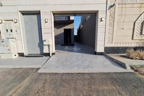 3 bedrooms Apartment in Riyadh, Saudi Arabia No. 60224