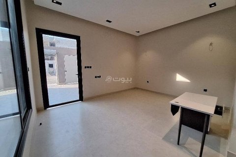 Квартира с 3 спальнями в Эр-Рияд, Саудовская Аравия №60224 4