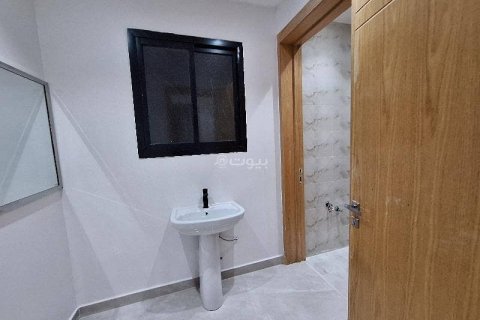 Villa de 3 dormitorios en Riyadh, Saudi Arabia No. 60225 24