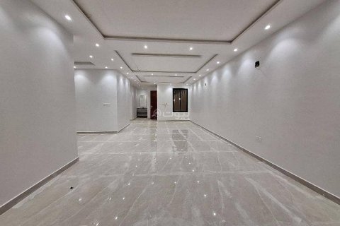 Villa de 3 dormitorios en Riyadh, Saudi Arabia No. 60225 13