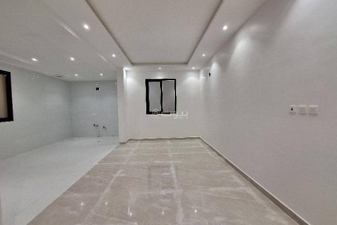 Villa de 3 dormitorios en Riyadh, Saudi Arabia No. 60225 10