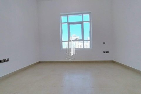 3 غرف نوم شقة في Hamdan Street, الإمارات العربية المتحدة رقم 52081 6