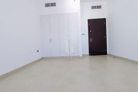 3 غرف نوم شقة في Hamdan Street, الإمارات العربية المتحدة رقم 52081 13