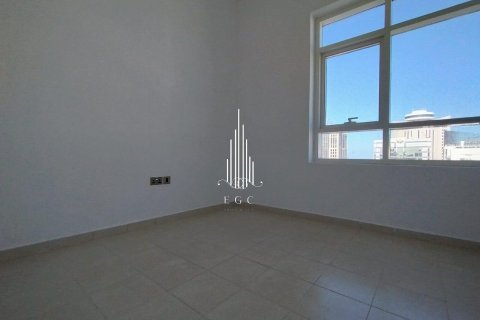 3 غرف نوم شقة في Hamdan Street, الإمارات العربية المتحدة رقم 52081 17
