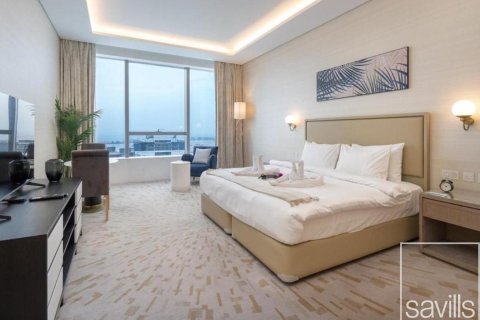 Studio Apartment in The Palm Tower, UAE No. 194446 3