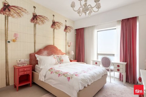 3 bedrooms Apartment in Dubai, UAE No. 164492 16