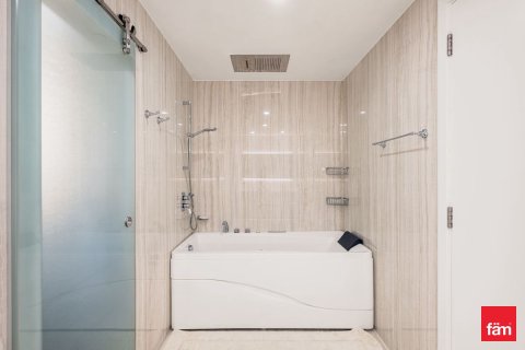 3 bedrooms Apartment in Dubai, UAE No. 164492 18