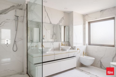 3 bedrooms Apartment in Dubai, UAE No. 164492 13