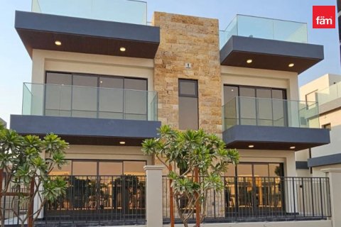 7 bedrooms Villa in Dubai, UAE No. 168843