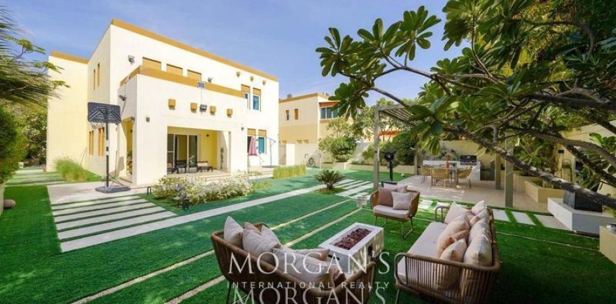 Villa de 3 chambres à Jumeirah Park, UAE No. 76849