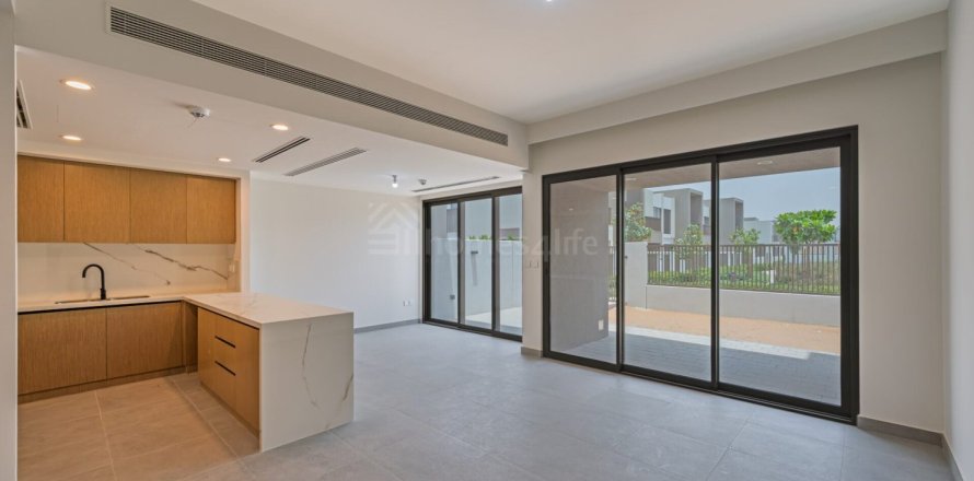 3 غرف نوم تاون هاوس في Villanova, الإمارات العربية المتحدة رقم 166154