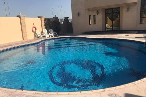 Villa de 3 dormitorios en Doha, Qatar No. 57465 13