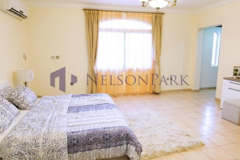 Villa de 3 dormitorios en Doha, Qatar No. 57485 8