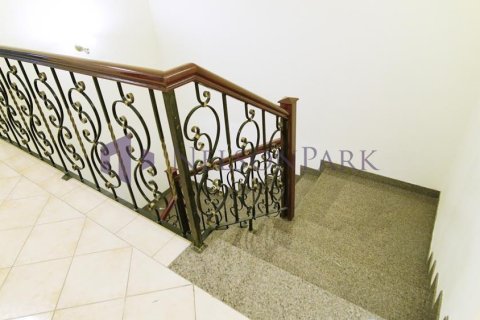 Villa de 3 dormitorios en Doha, Qatar No. 57485 6