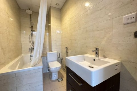 5 bedrooms Townhouse in DAMAC Hills (Akoya by DAMAC), UAE No. 165615 3