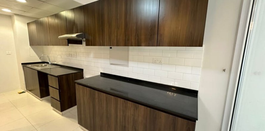 5 bedrooms Townhouse in DAMAC Hills (Akoya by DAMAC), UAE No. 165615