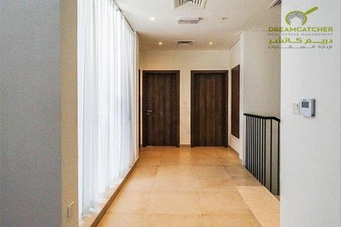 Villa de 3 chambres à Mina Al Arab, UAE No. 34140 17