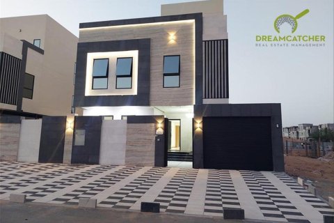 5 bedrooms Villa in Al Helio, UAE No. 34142