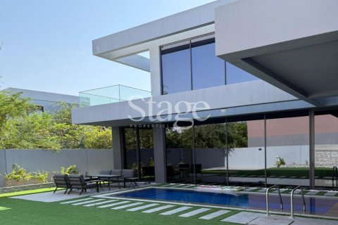 4 bedrooms Villa in Tilal City, UAE No. 198463