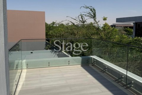 Villa de 4 dormitorios en Tilal City, UAE No. 198463 4