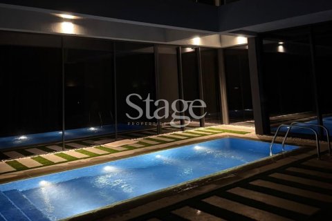 Villa de 4 dormitorios en Tilal City, UAE No. 198463 3