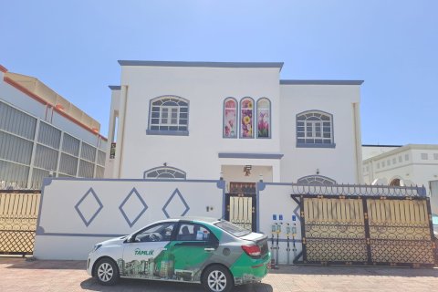 5 غرفة نوم  فيلا في مسقط , عُمان رقم 54437
