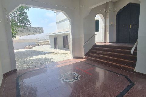 Villa de 16 chambres à Al Qurm, Oman No. 54392 5
