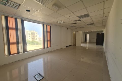 Commercial property de 1000m² à Muscat, Oman No. 54393 6