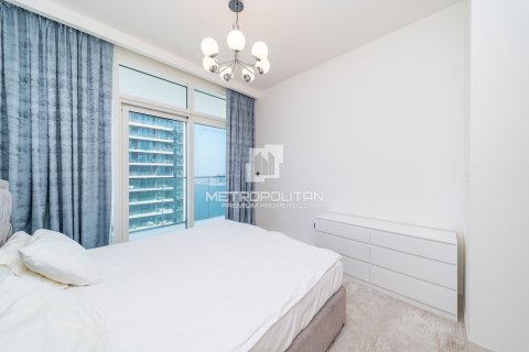 Appartement de 2 chambres à EMAAR Beachfront, UAE No. 129221 12