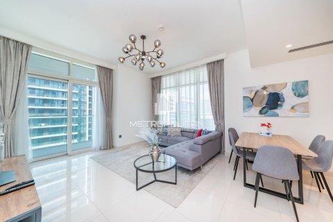 Appartement de 2 chambres à EMAAR Beachfront, UAE No. 129221 5