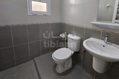 Villa Gemela de 5 dormitorios en Al Ansab, Oman No. 53625 9