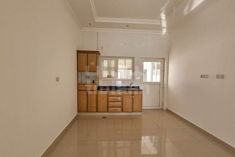 Villa Gemela de 4 dormitorios en As Sib, Oman No. 53626 8
