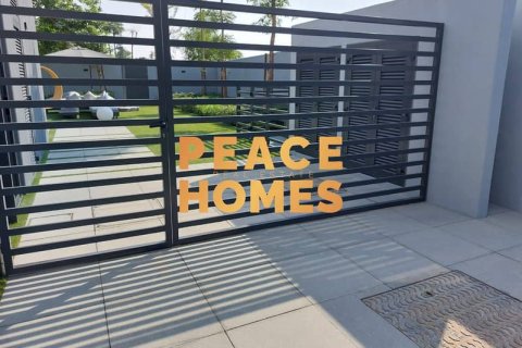 Villa de 6 dormitorios en Tilal City, UAE No. 10912 21