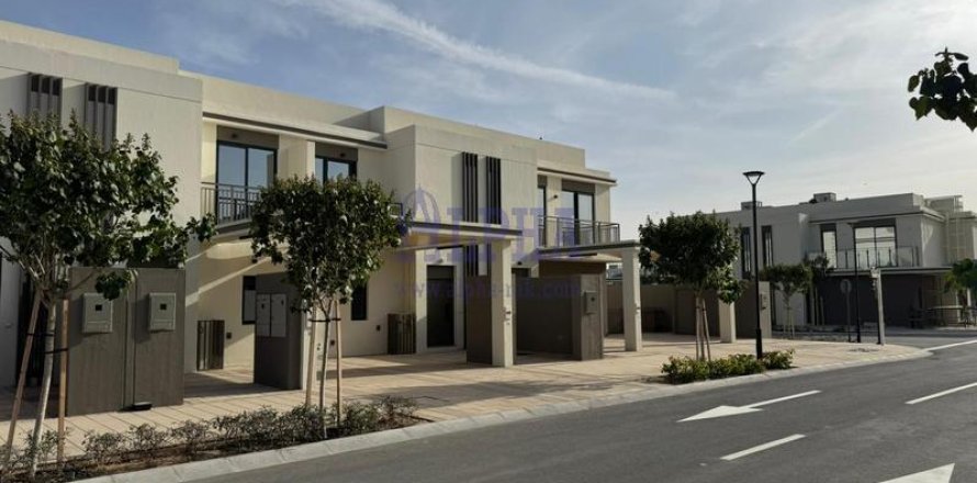 2 bedrooms Townhouse in Al Hamra Village, UAE No. 146588