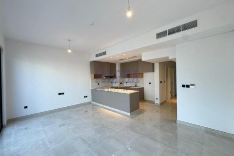 2 bedrooms Townhouse in Al Hamra Village, UAE No. 146588 4