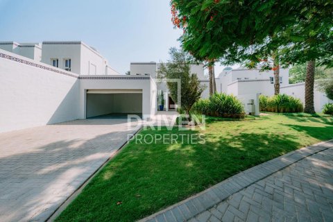 4 غرف نوم فيلا في Dubai Creek Golf and Yacht Club Residences, الإمارات العربية المتحدة رقم 192100 22