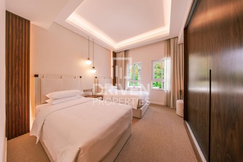 4 غرف نوم فيلا في Dubai Creek Golf and Yacht Club Residences, الإمارات العربية المتحدة رقم 192100 9
