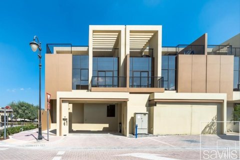 4 bedrooms Townhouse in Victory Heights, UAE No. 203784