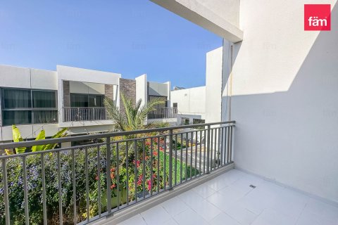 4 bedrooms Townhouse in Dubai, UAE No. 167813