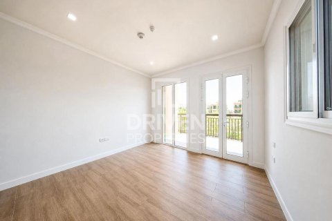 4 bedrooms Villa in Jumeirah, UAE No. 192906 14