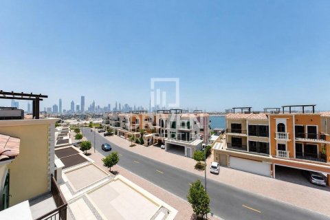 4 bedrooms Villa in Jumeirah, UAE No. 192906 30