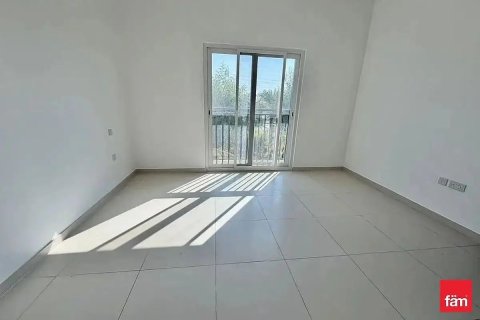 2 bedrooms Townhouse in Dubai, UAE No. 210104 3