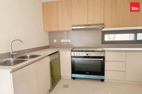 4 bedrooms Villa in Dubai, UAE No. 210103 5