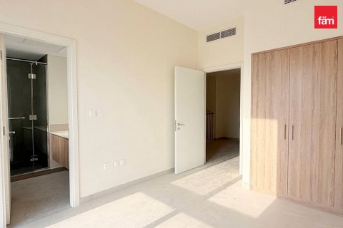 4 bedrooms Villa in Dubai, UAE No. 210103 12
