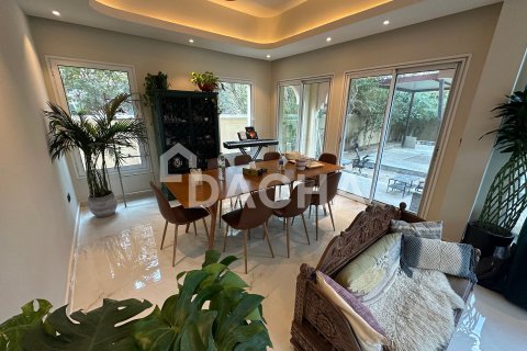 Villa de 4 chambres à Jumeirah Village Triangle, UAE No. 165682 7