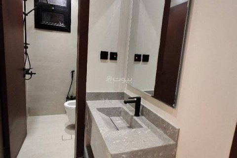 3 bedrooms Apartment in Riyadh, Saudi Arabia No. 67990 7